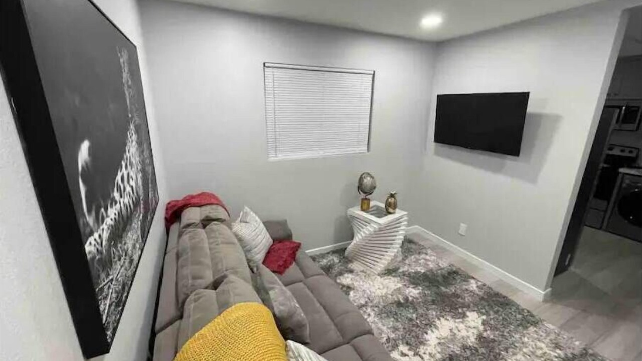 Photo of Livingroom in Old Poway