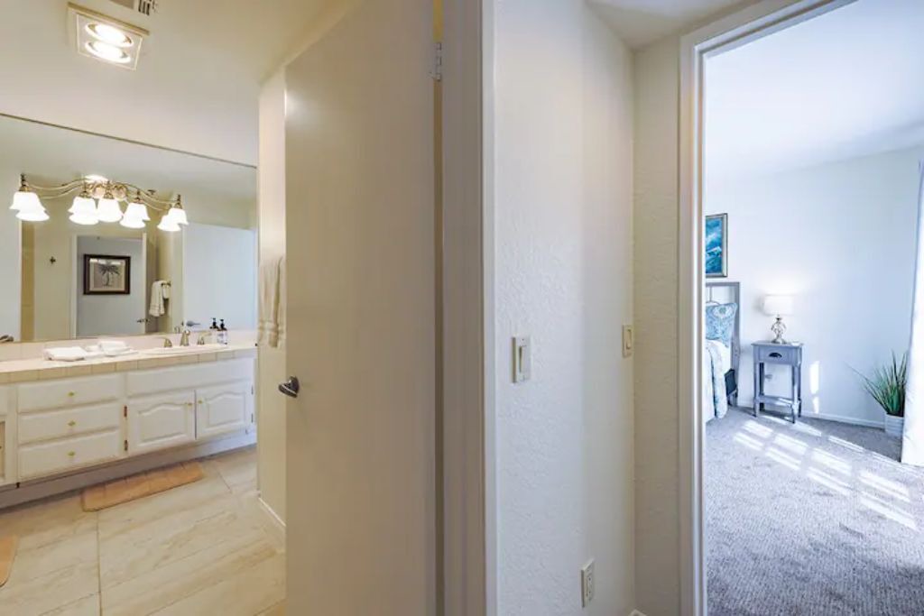 Photo of Bathroom in Downtown Palm Springs