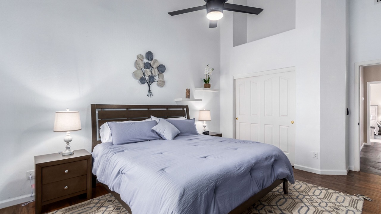 Photo of Bedroom in Foothills Club West