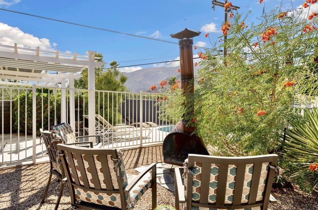 Photo of Patio Balcony in Little Tuscany