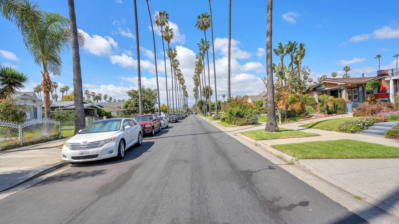 Photo of Others in Los Angeles