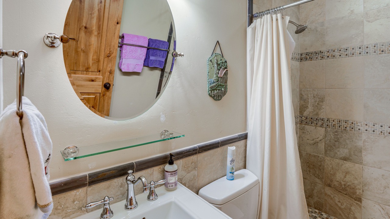 Photo of Bathroom in Pine Mountain Club