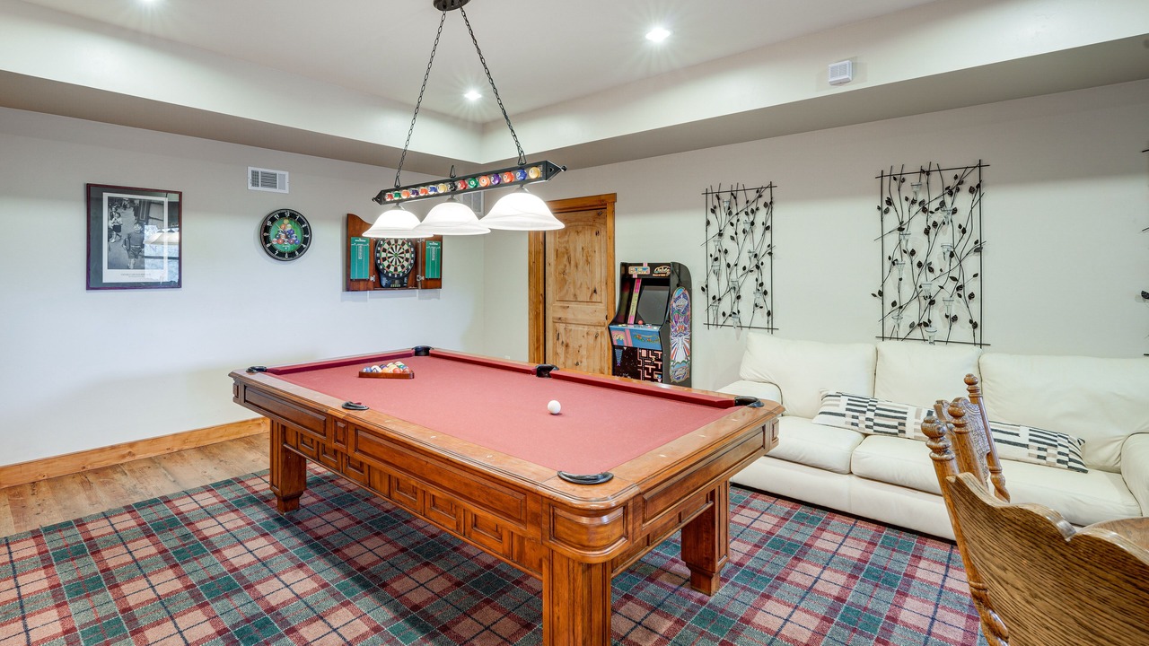 Photo of Bedroom in Pine Mountain Club