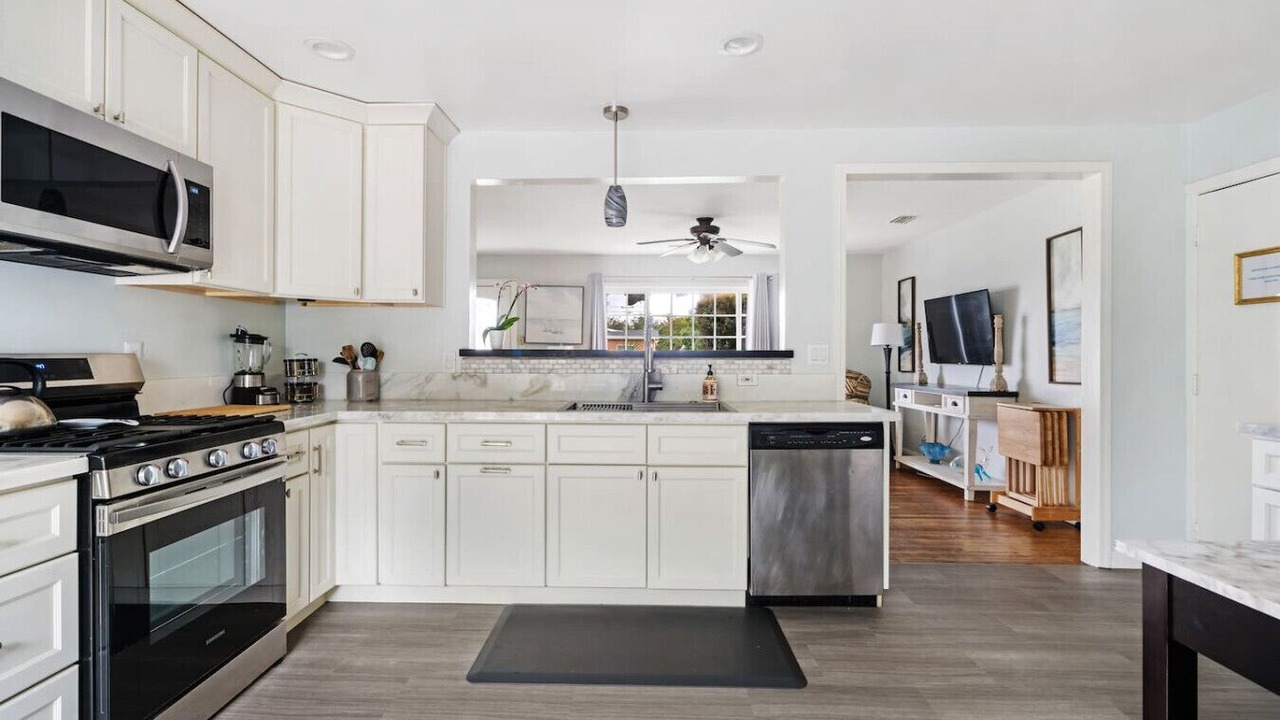 Photo of Kitchen in East Side Capistrano