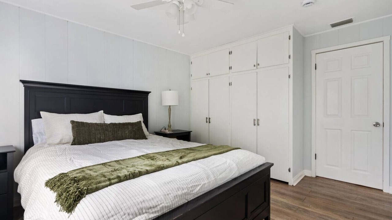 Photo of Bedroom in East Side Capistrano