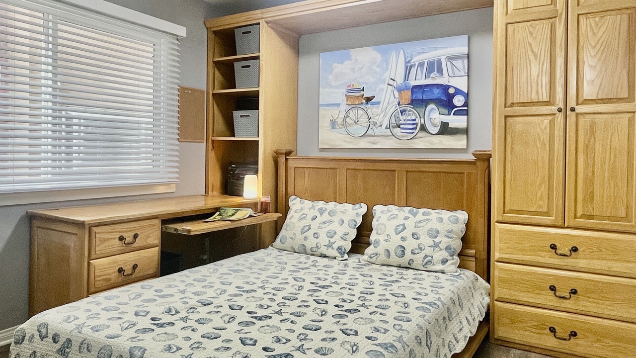 Photo of Bedroom in Marina Peninsula