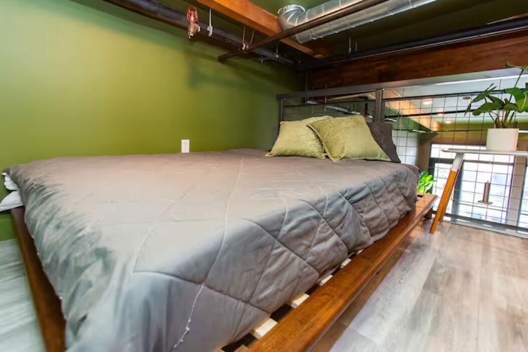 Photo of Bedroom in Artists Village