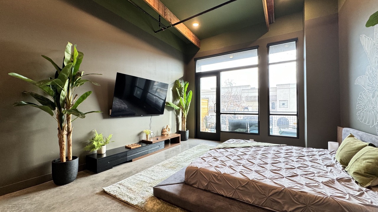 Photo of Bedroom in Artists Village