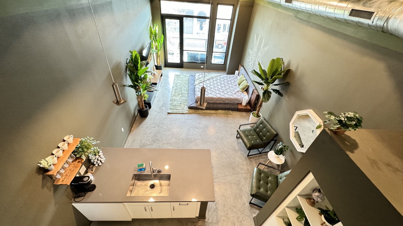 Photo of Bedroom in Artists Village