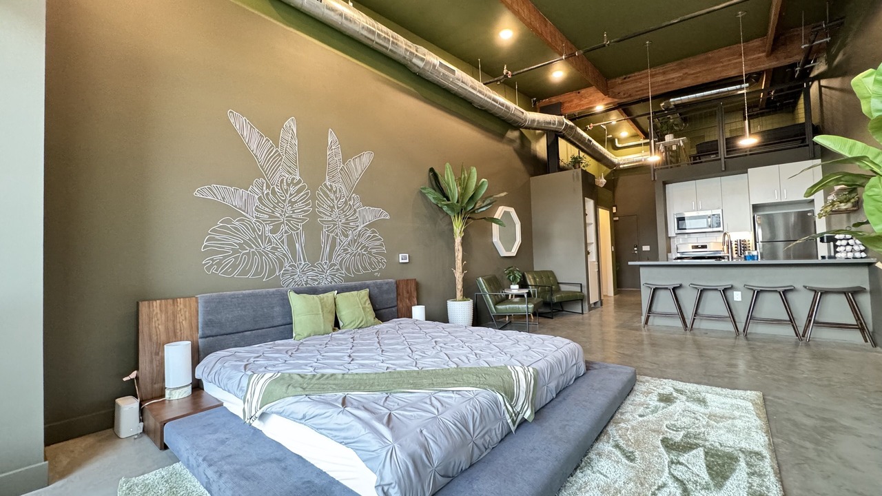 Photo of Bedroom in Artists Village