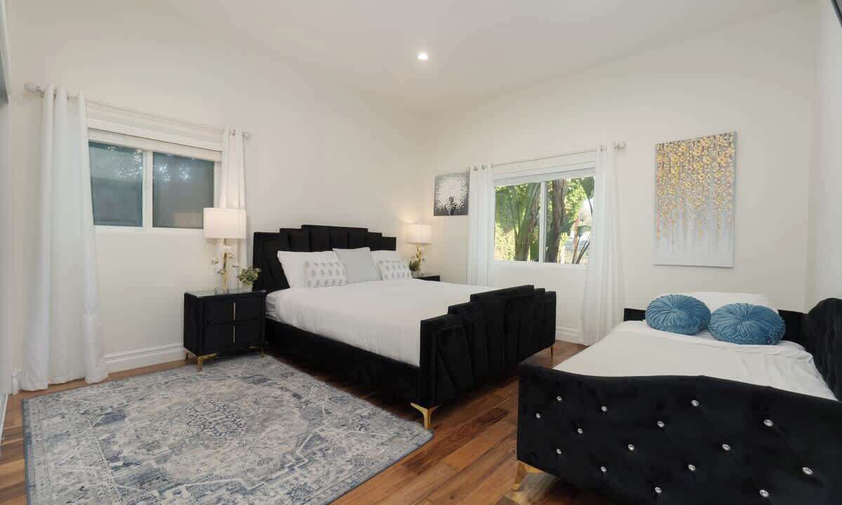 Photo of Bedroom in Encino