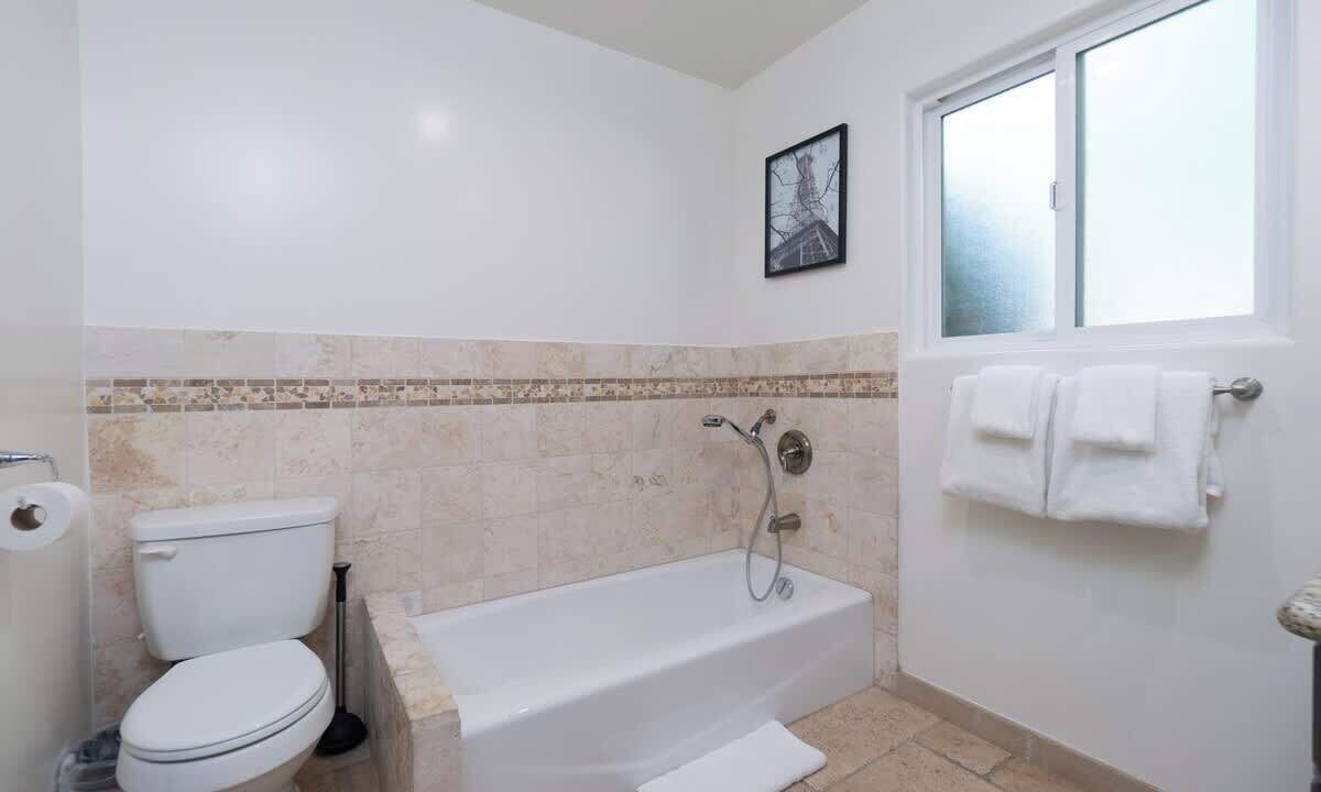 Photo of Bathroom in Encino