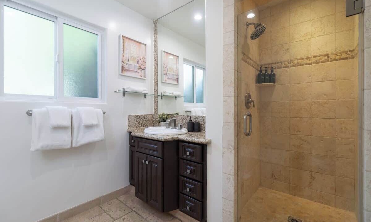 Photo of Bathroom in Encino