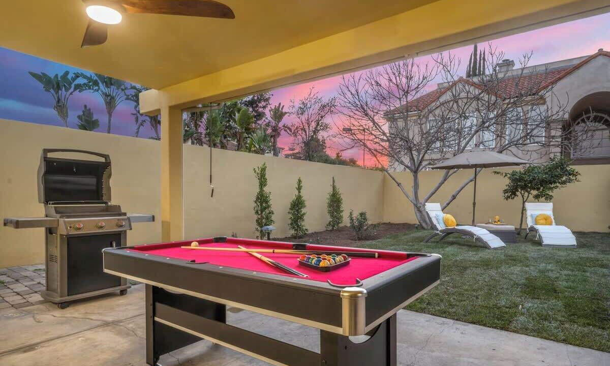 Photo of Patio Balcony in Encino