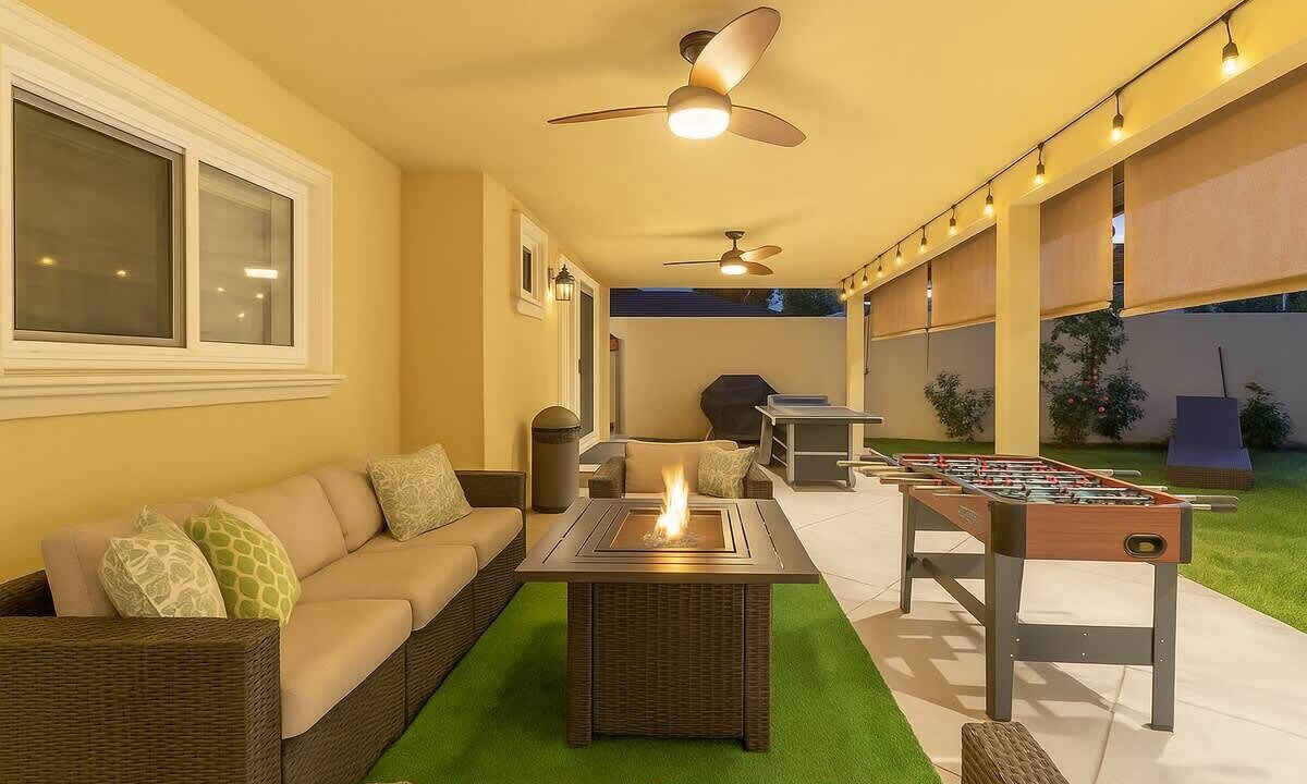 Photo of Patio Balcony in Encino