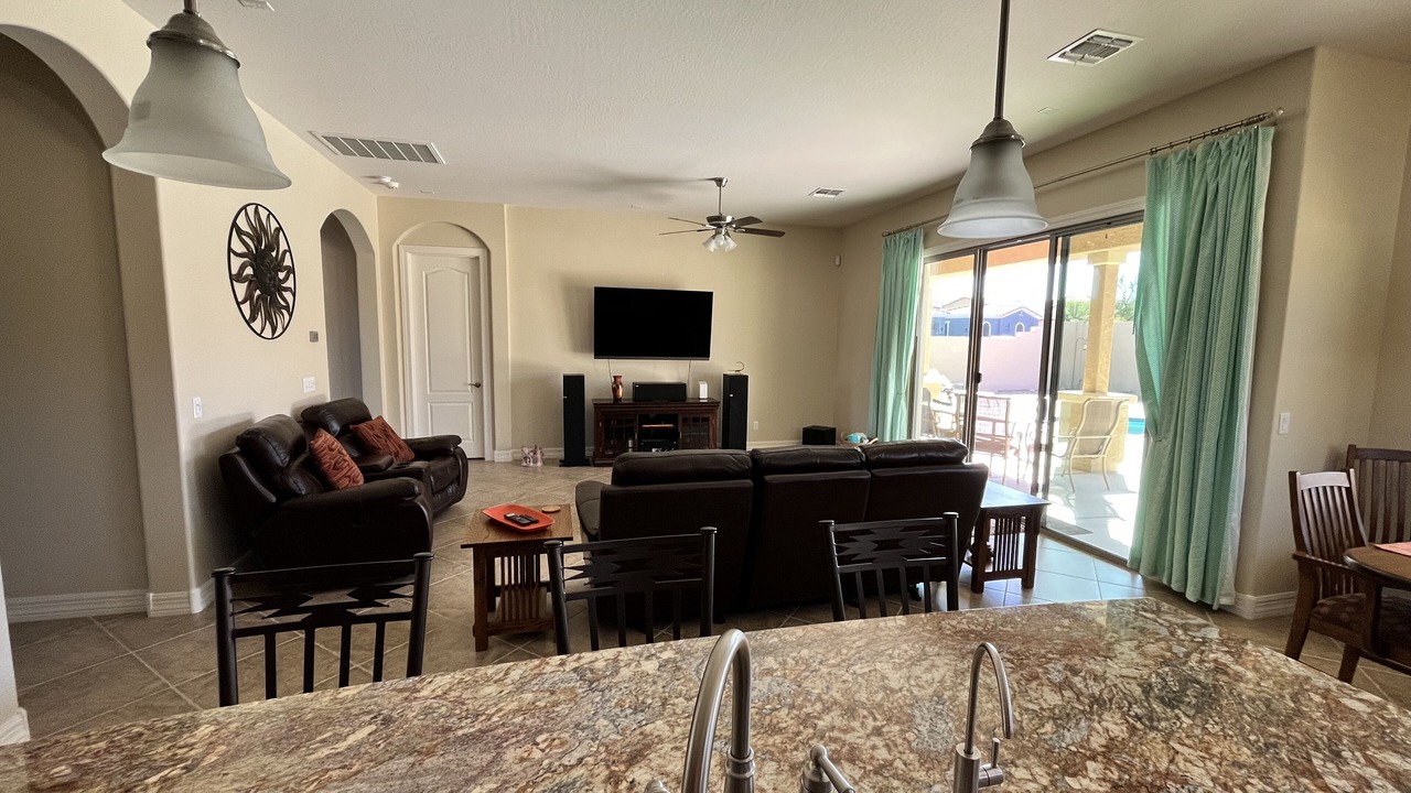 Photo of Livingroom in Estrella Mountain Ranch