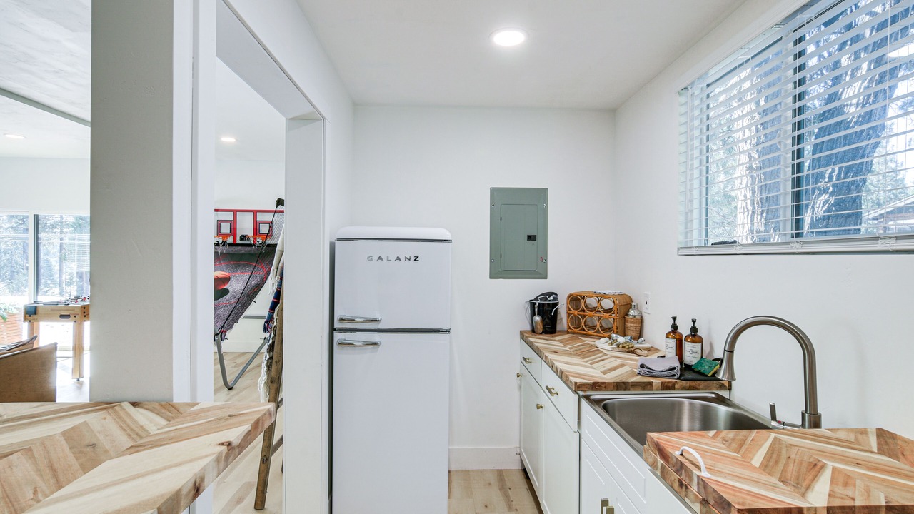 Photo of Kitchen in Peninsula Village