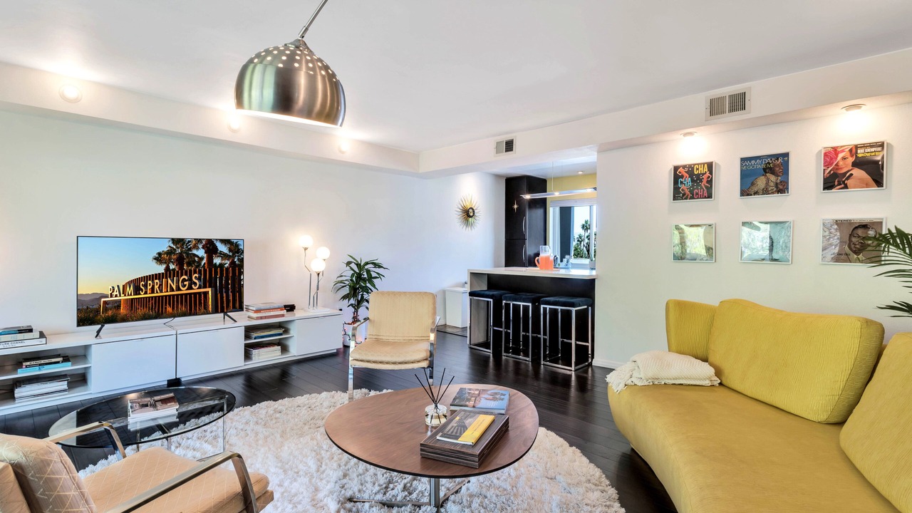 Photo of Livingroom in Canyon View Estates