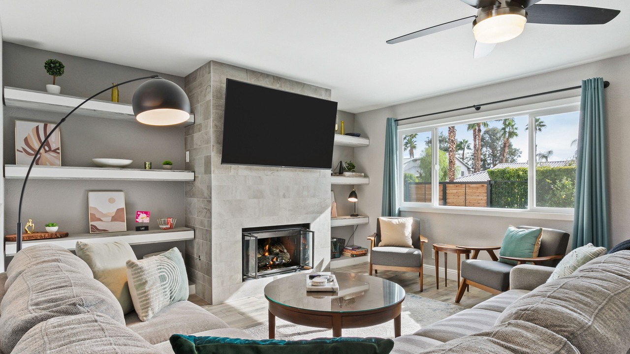 Photo of Livingroom in Cathedral City
