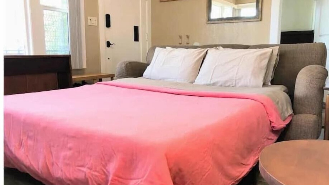 Photo of Bedroom in Los Angeles