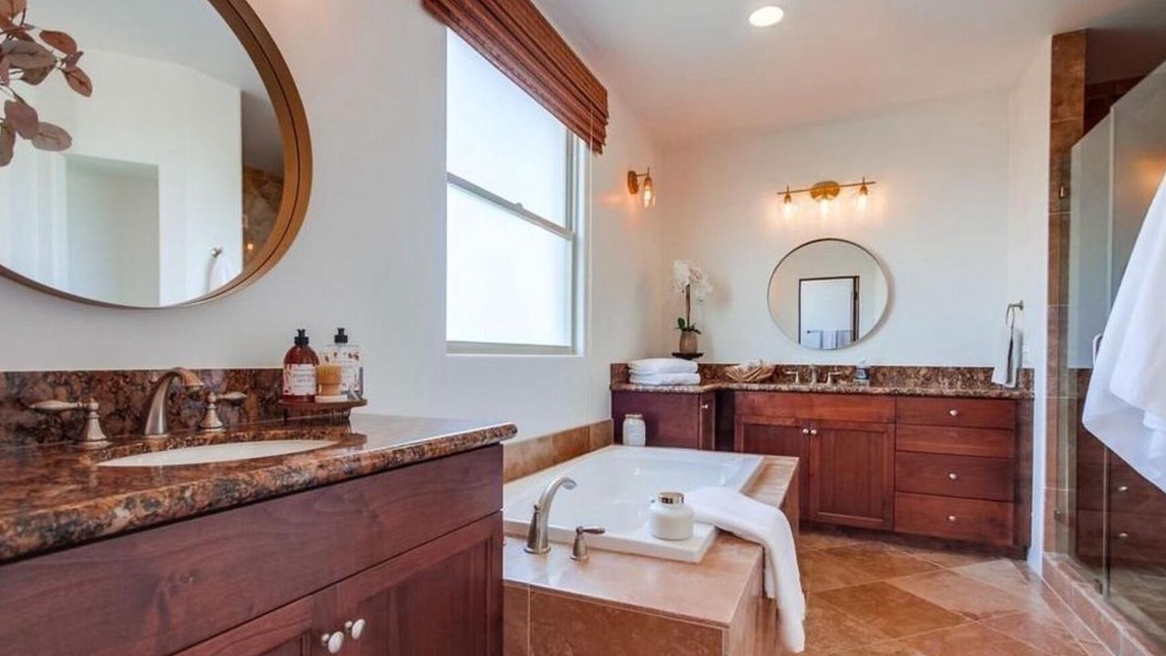 Photo of Bathroom in Townsite