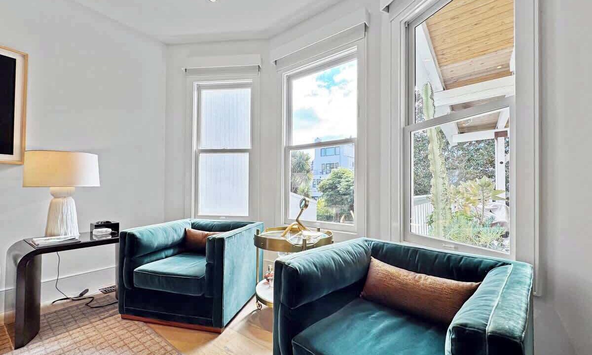 Photo of Livingroom in Eureka Valley