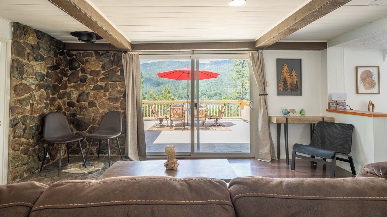 Photo of Livingroom in Wishon