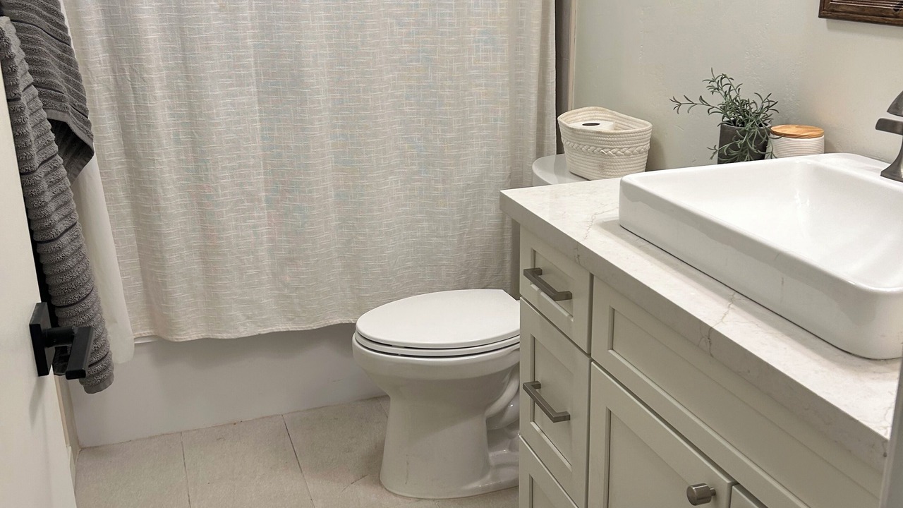 Photo of Bathroom in Lake Almanor Country Club
