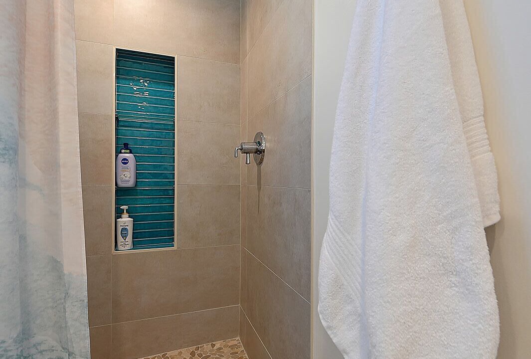 Photo of Bathroom in Harbor