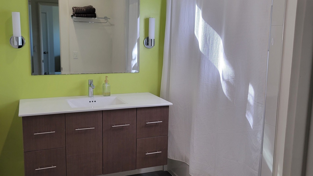Photo of Bathroom in Ocean Park