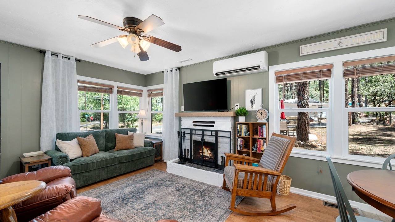 Photo of Livingroom in Mountain Club