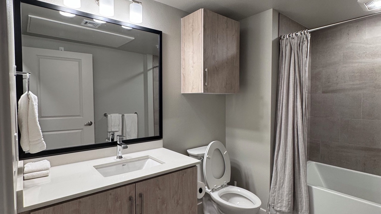 Photo of Bathroom in Midway District