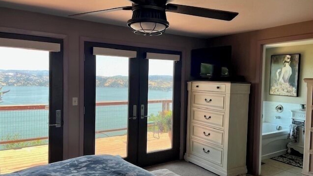 Photo of Bedroom in Kelseyville