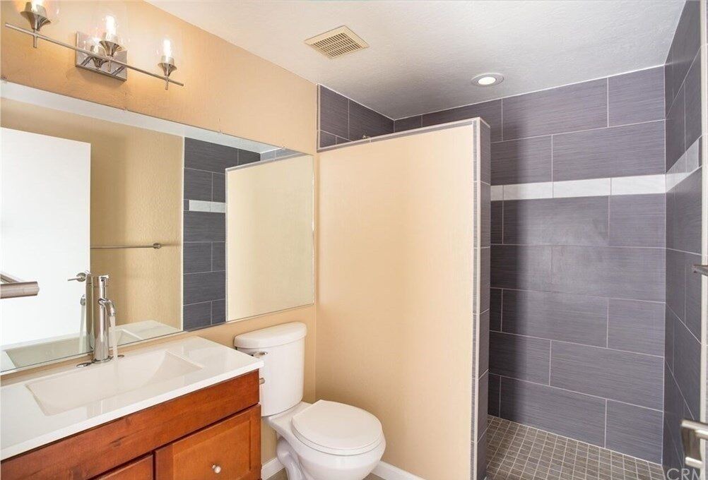 Photo of Bathroom in Kelseyville