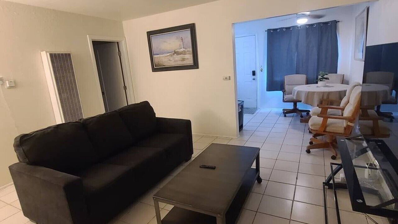 Photo of Livingroom in Victorville