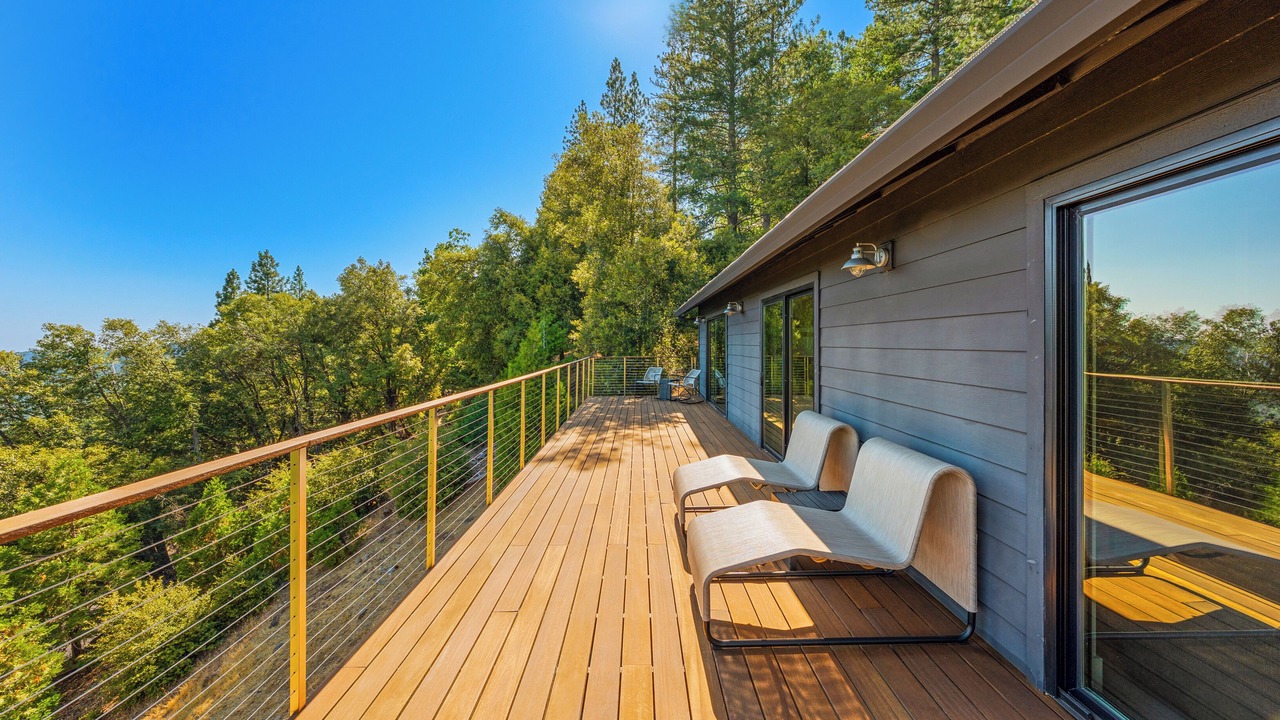 Photo of Patio Balcony in Nevada City