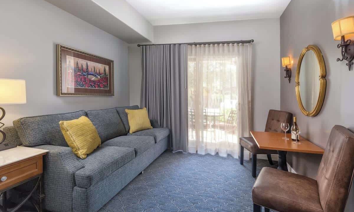Photo of Livingroom in Napa