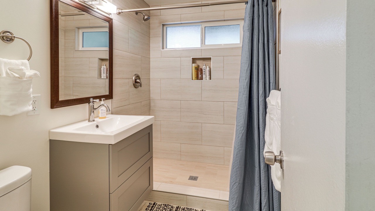 Photo of Bathroom in Agua Dulce