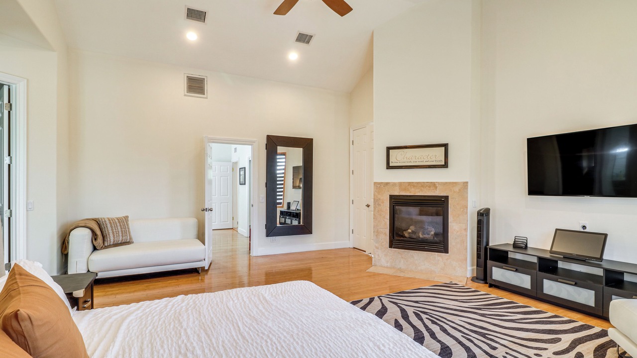 Photo of Bedroom in Agua Dulce