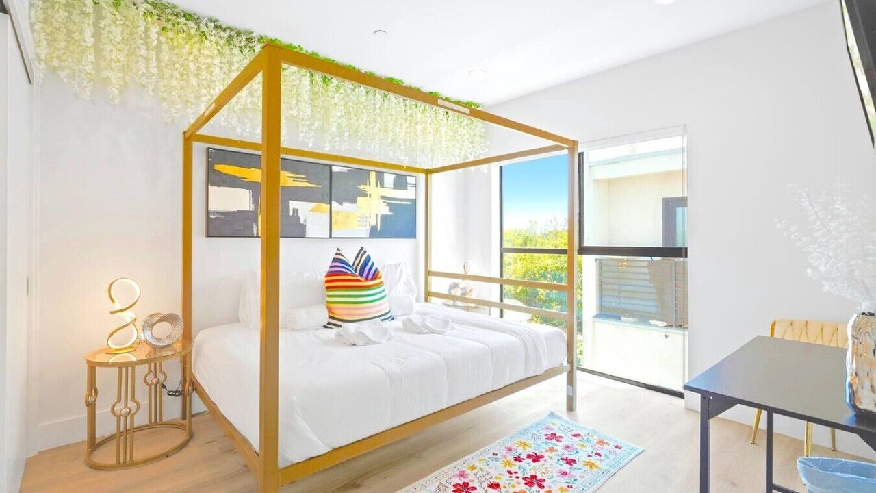 Photo of Bedroom in North Hollywood
