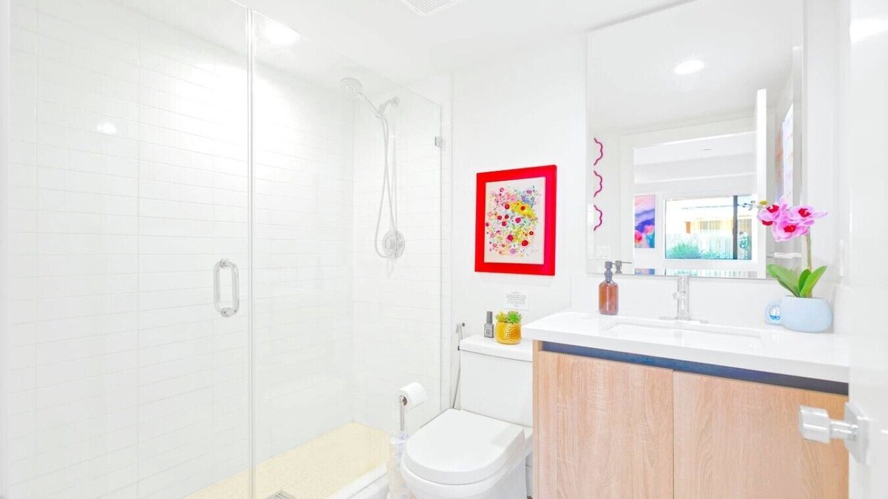 Photo of Bathroom in North Hollywood