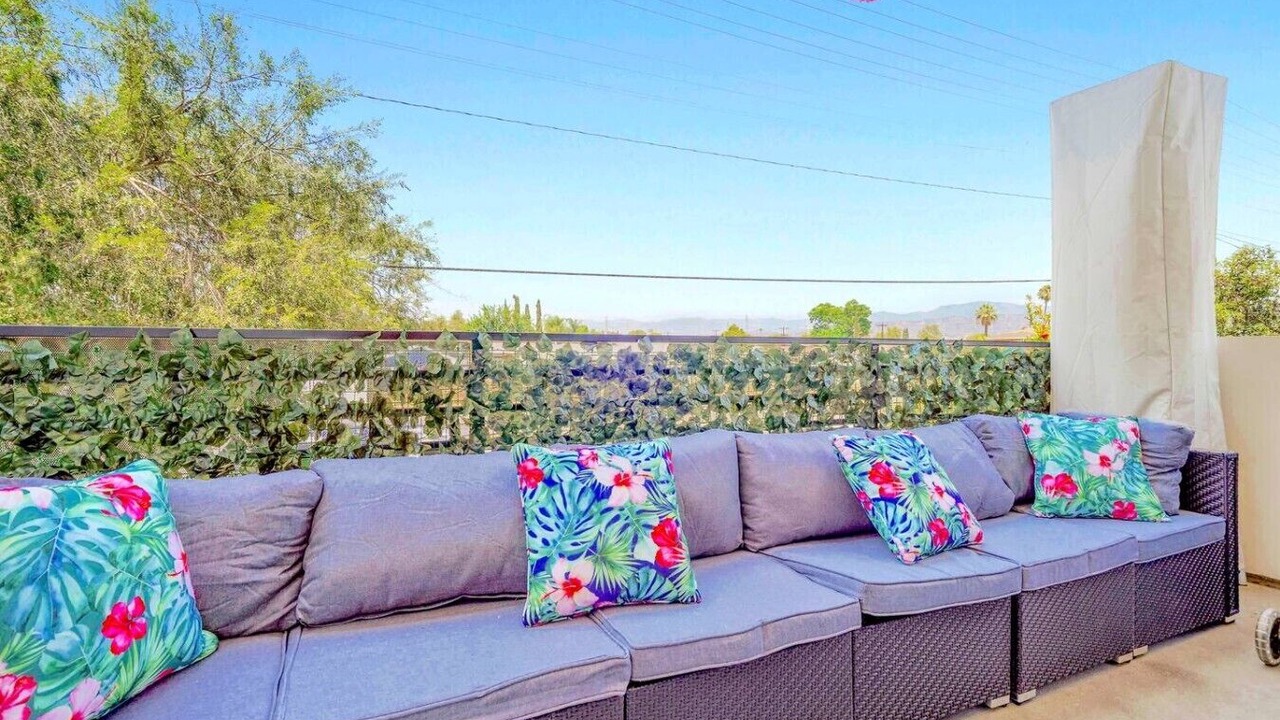 Photo of Outdoor in North Hollywood