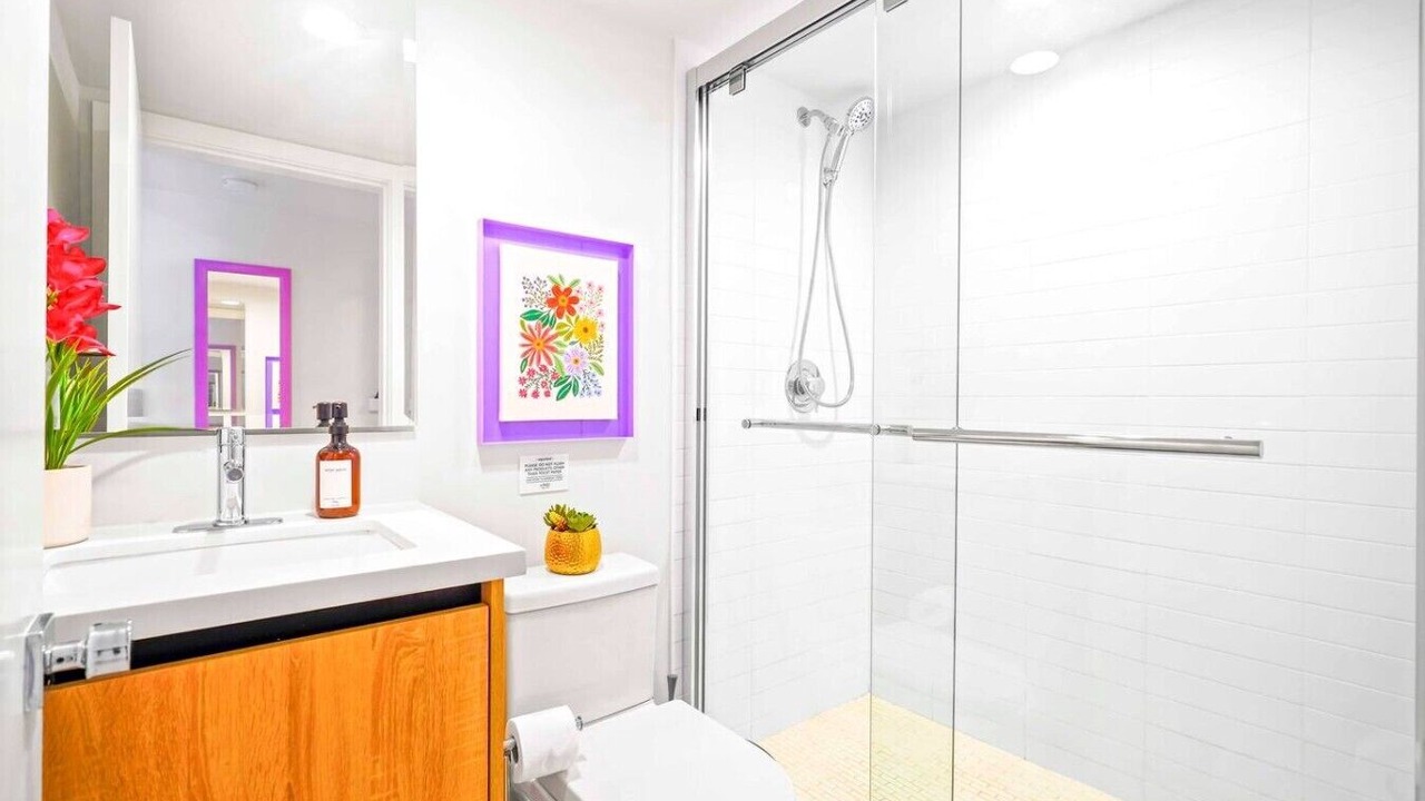 Photo of Bathroom in North Hollywood