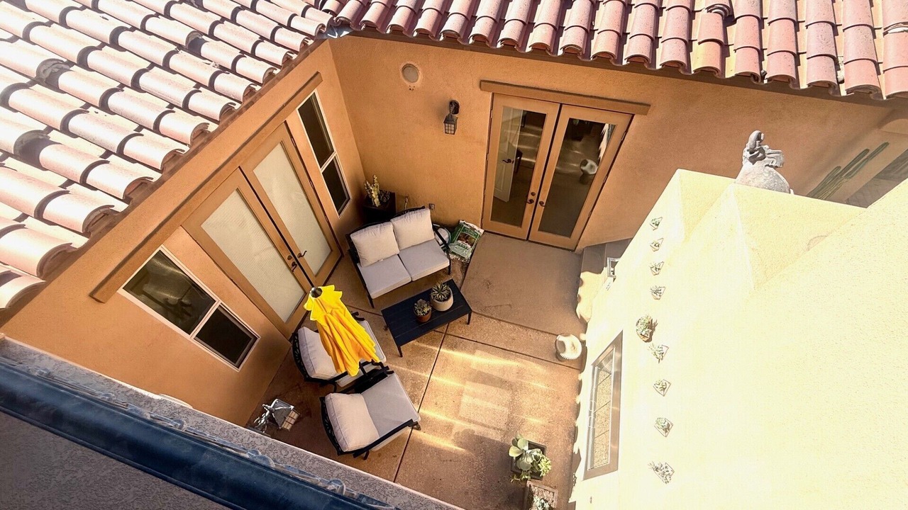 Photo of Patio Balcony in Araby