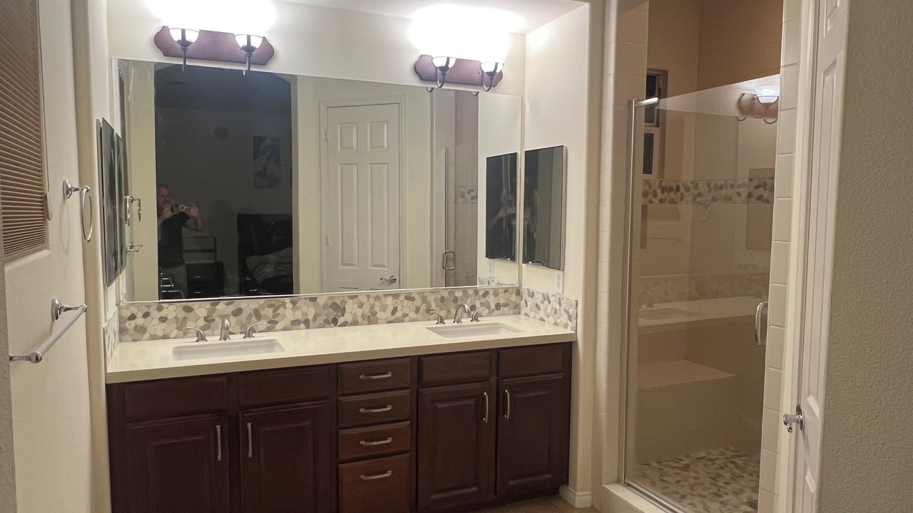 Photo of Bathroom in Araby
