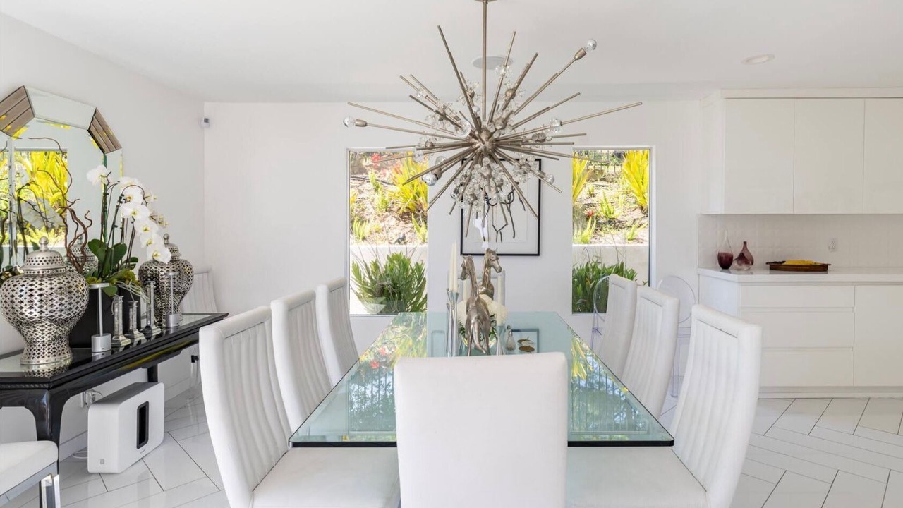 Photo of Others in Hollywood Hills West