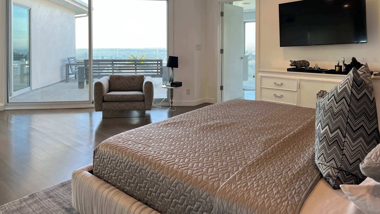 Photo of Bedroom in Hollywood Hills West