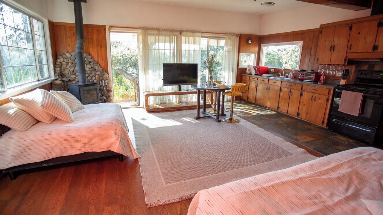 Photo of Bedroom in Topanga