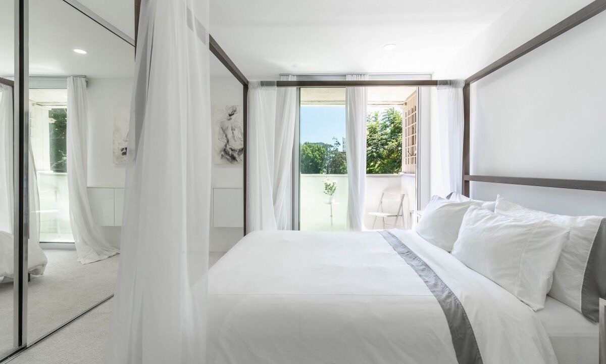 Photo of Bedroom in Sawtelle