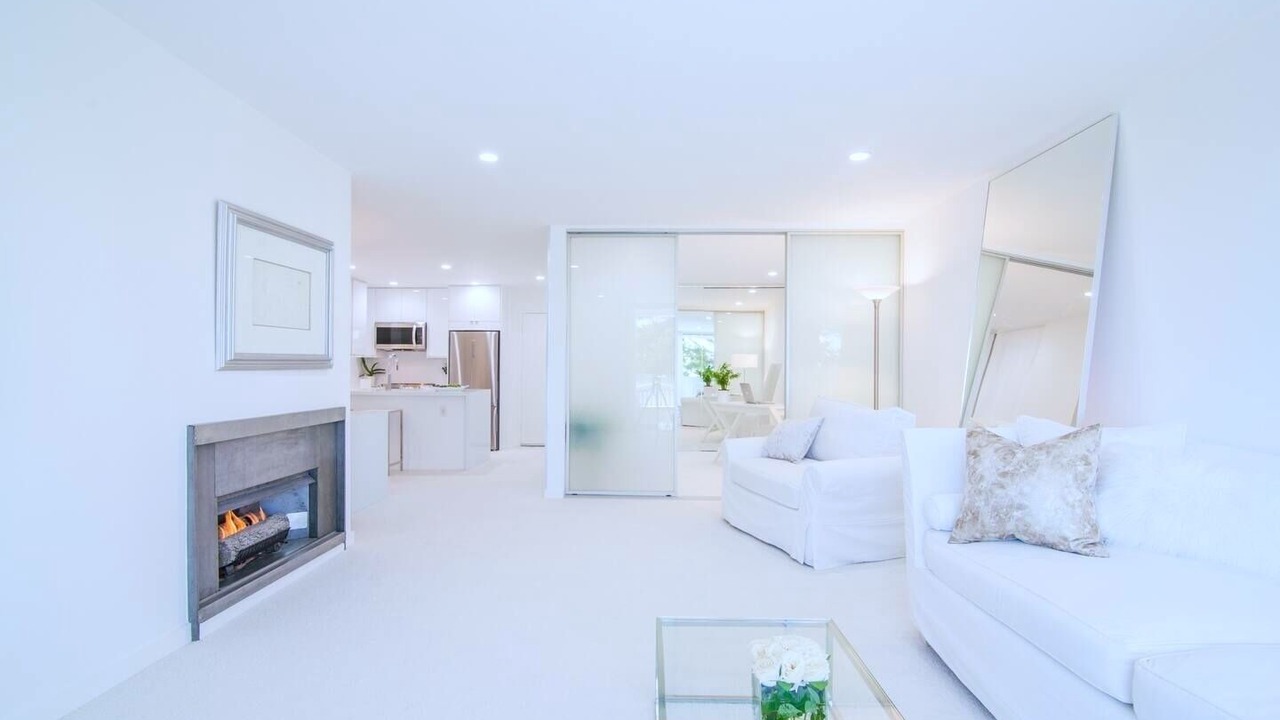Photo of Livingroom in Sawtelle